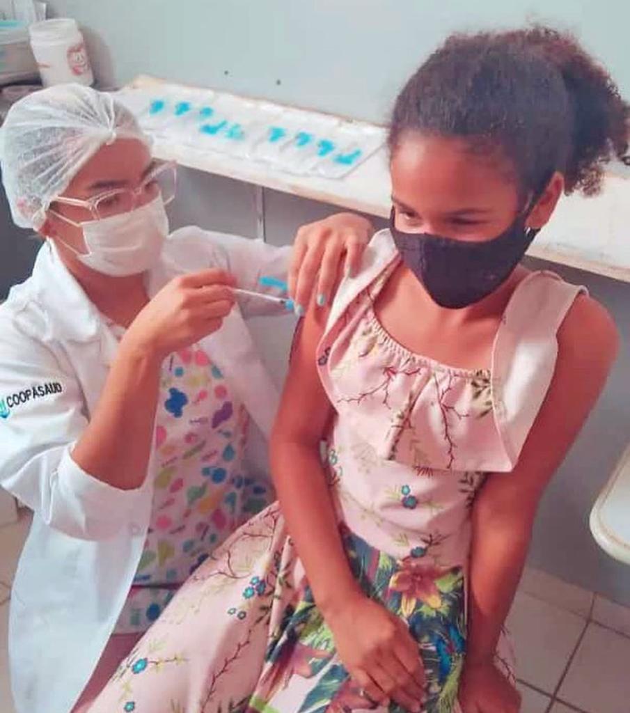 Vacinação contra COVID-19 em crianças