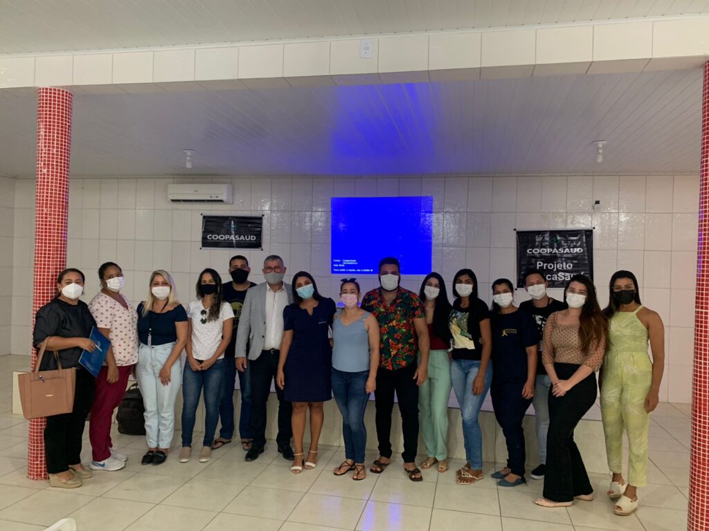 Palestra sobre atendimento humanizado e trabalho em equipe